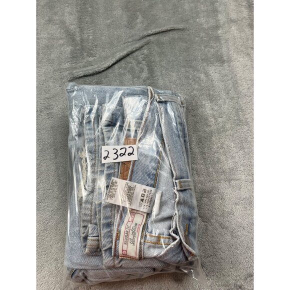 Vintage Levis Strauss 519 Mens 39x30.5 Signature Regular Fit Jeans Light Wash - Picture 14 of 14